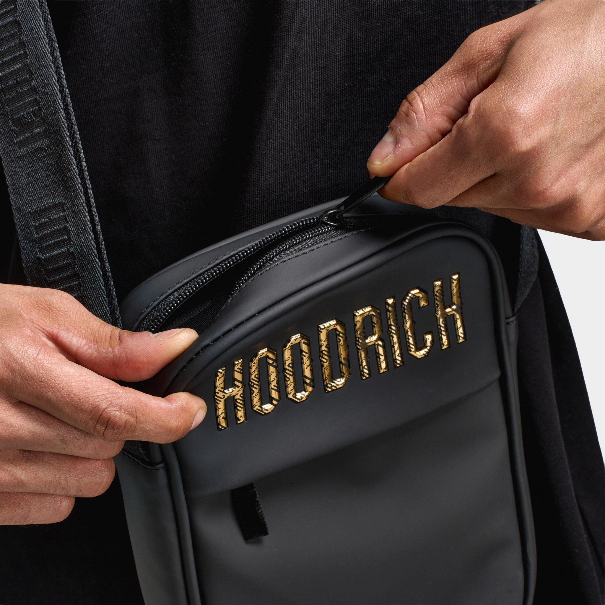 Hoodrich Icarus Mini Bag Black / Gold