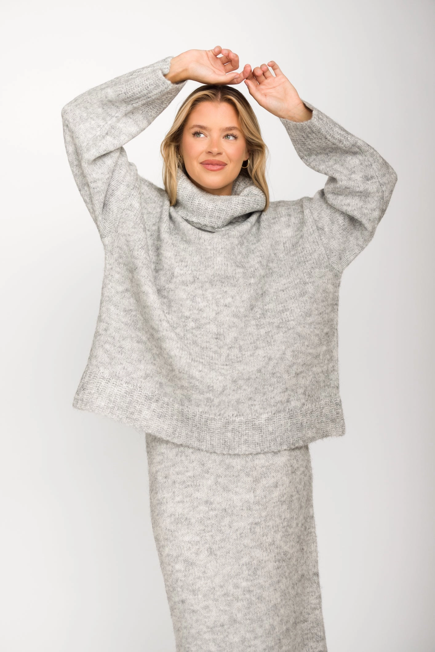 Robyn Knit Skirt in Heather Grey - Bump Friendly