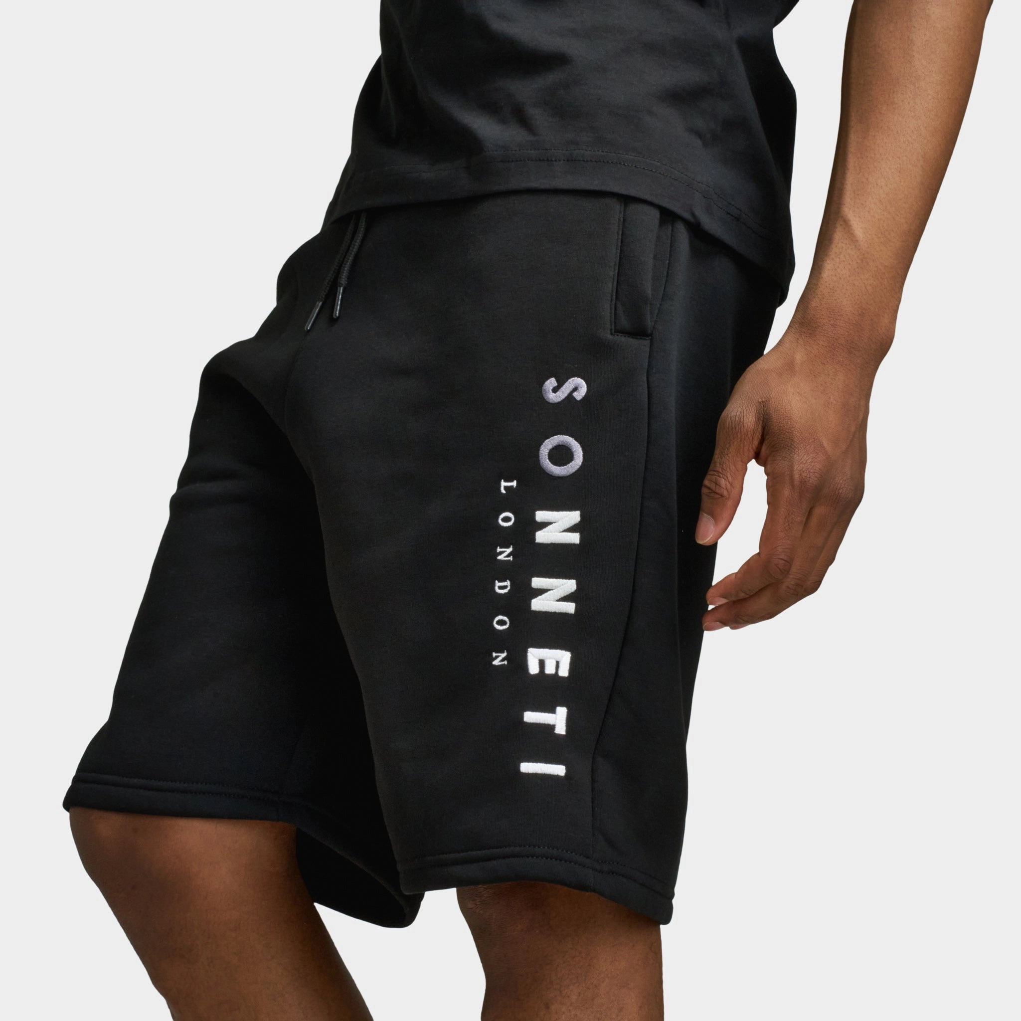Sonneti Hare Shorts / Black
