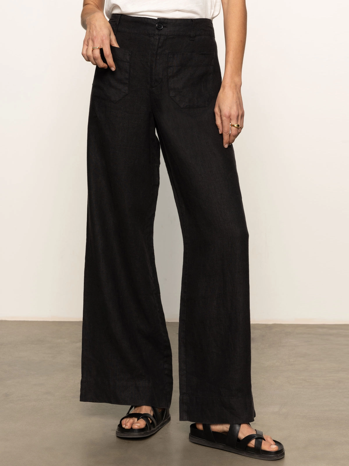 The Linen Marine Wide Leg Semi-High Rise Pant Black