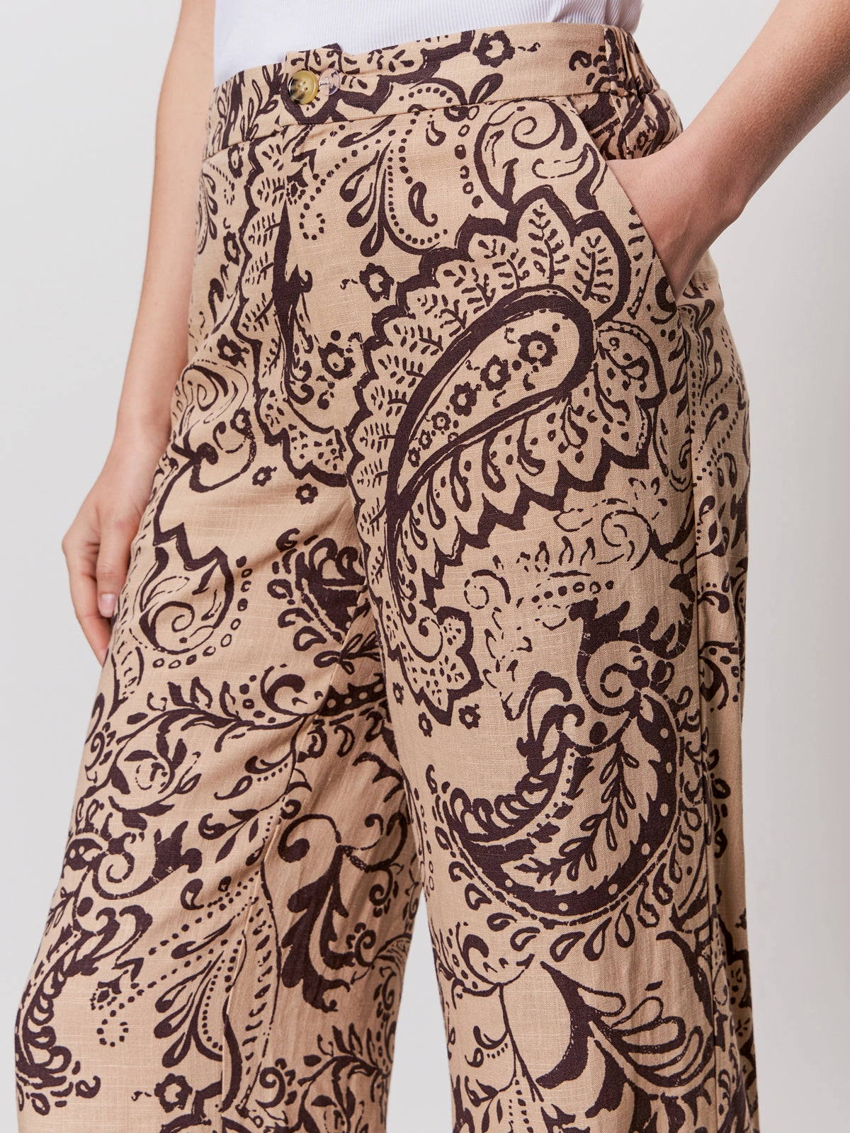 The Soft Semi-High Rise Trouser Desert Bandana