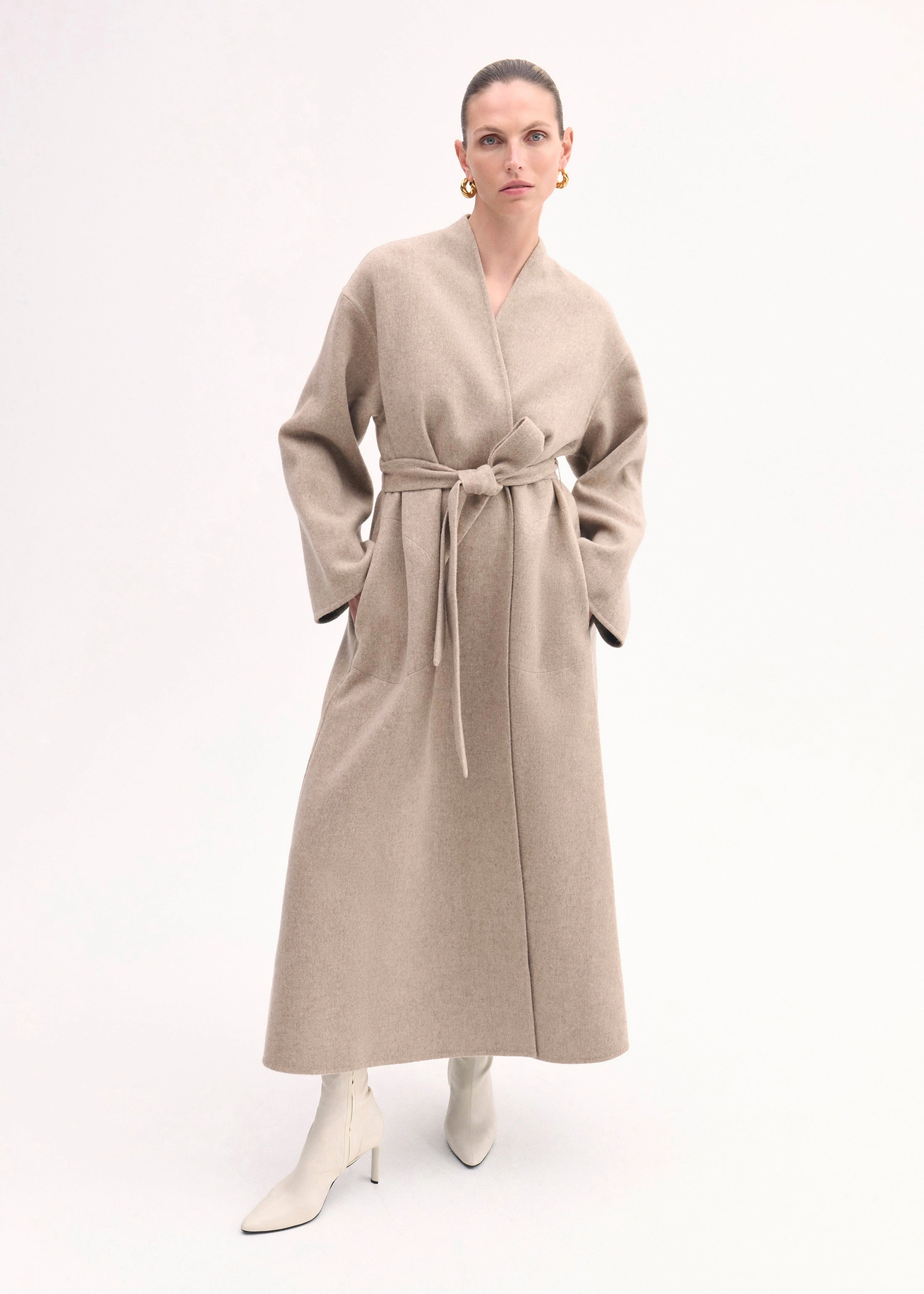 Wrap Coat in Double Faced Wool Cashmere  - Taupe